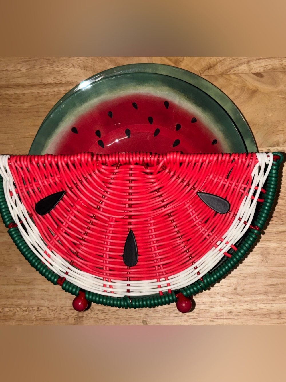 Watermelon-Themed Red and Green Woven Fruit Basket with bowls and plates 🦩